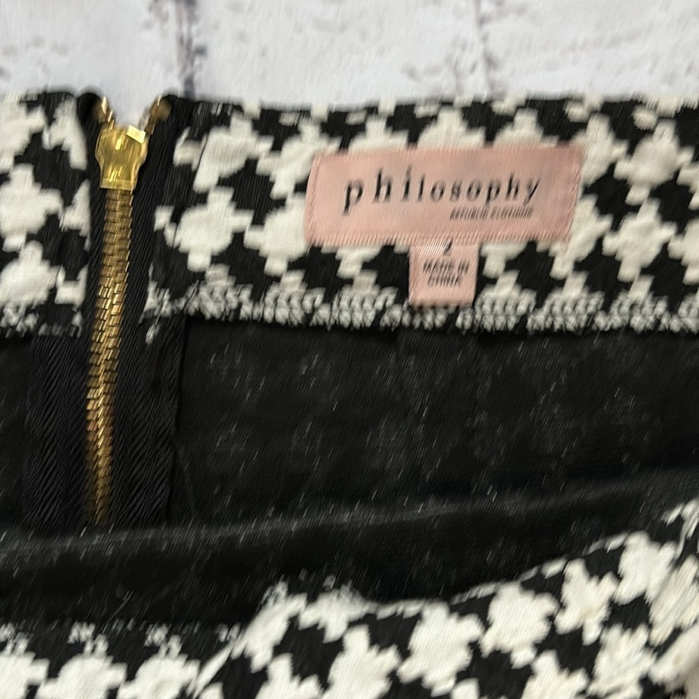 Philosophy  size 2 Skirt - Picture 3 of 5